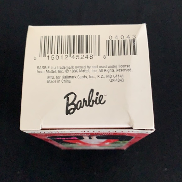1998 Hallmark Silken Flame Barbie Ornament - Picture 8 of 16